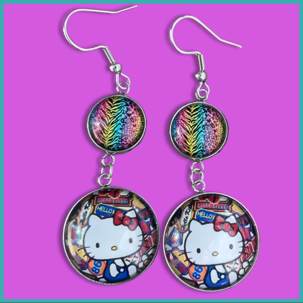 Hello Kitty Dangling Earrings
